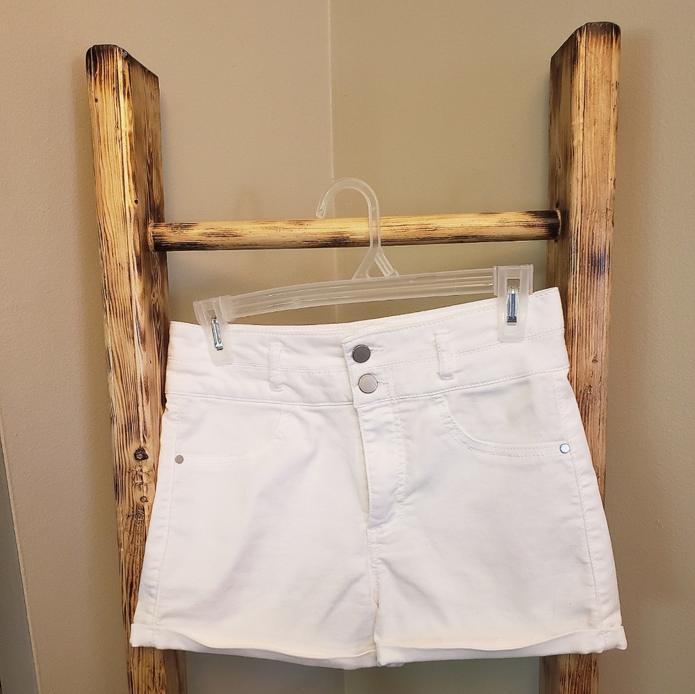 🌺 Love Fire high waisted shorts